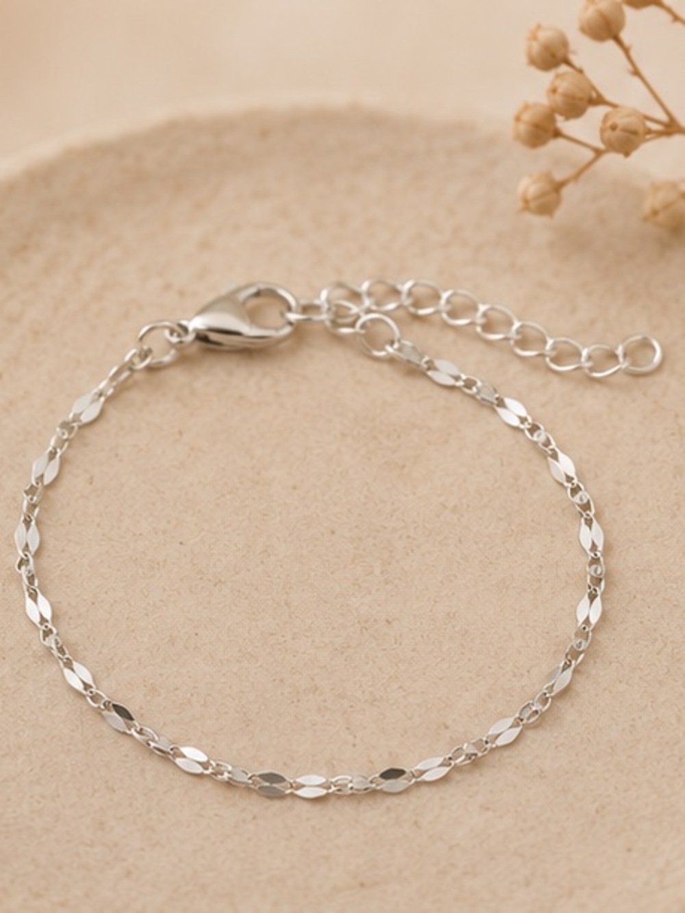 ✨$15 each or 3 for $30 
Minimal Silver Chain Bracelet 🤍 💦Waterproof💦